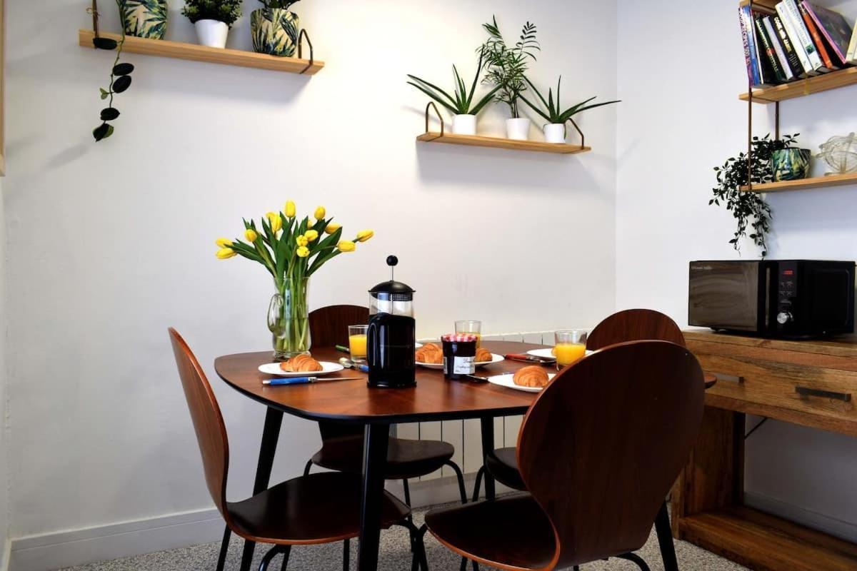 Breathtaking High Street Townhouse With Stunning Sea Views At 'The Old Fishermans Townhouse' ファルマス エクステリア 写真